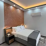 Zeus Otel *