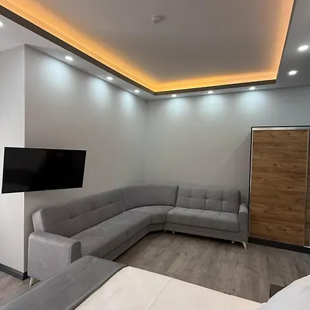 Zeus Hotel